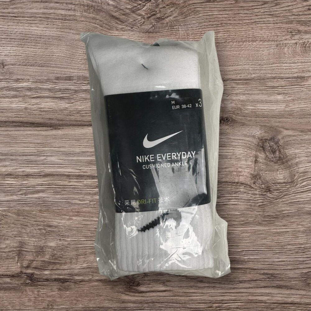Nike Socks White Long 6 Pack